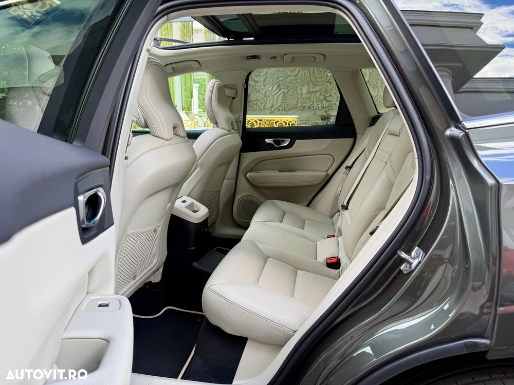 Volvo XC 60 T8 Twin Engine AWD Geartronic Inscription - 8