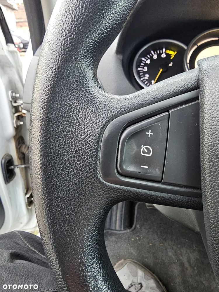 Renault Megane - 24