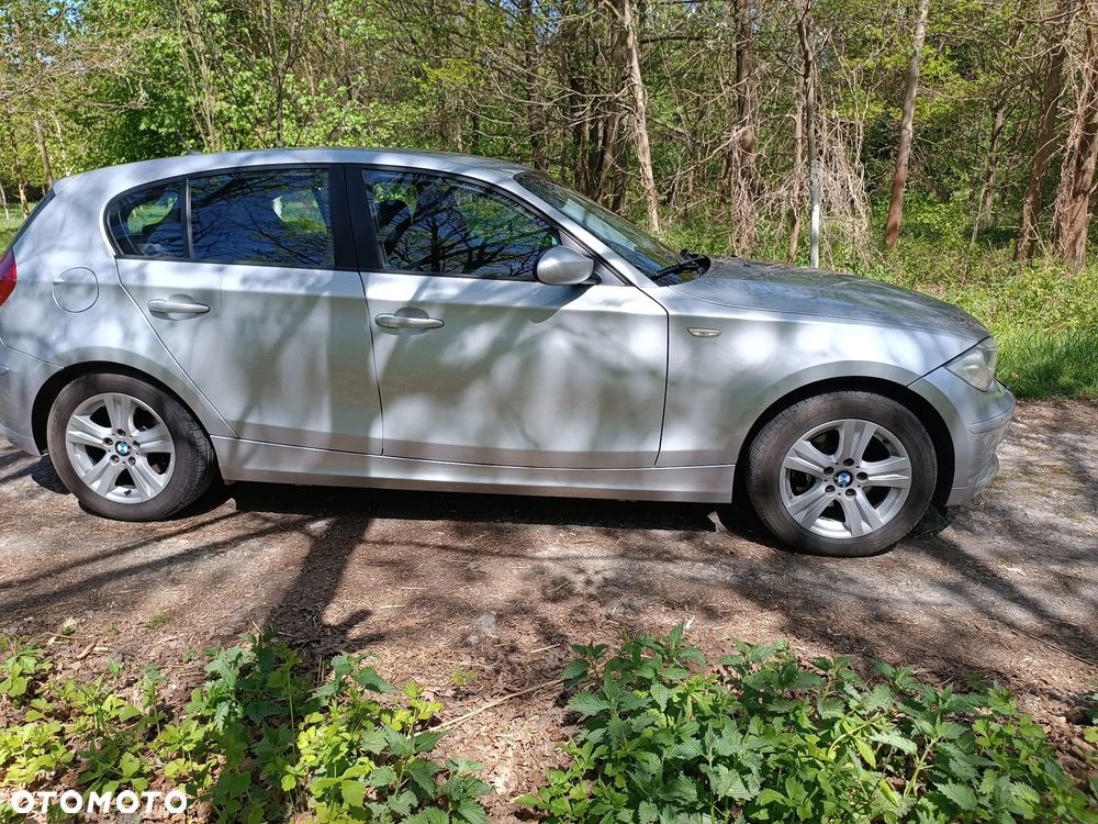 BMW Seria 1 118d DPF - 5