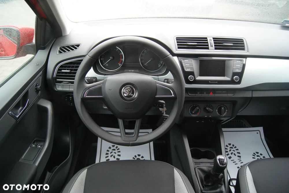 Skoda Fabia 1.0 Ambition - 11