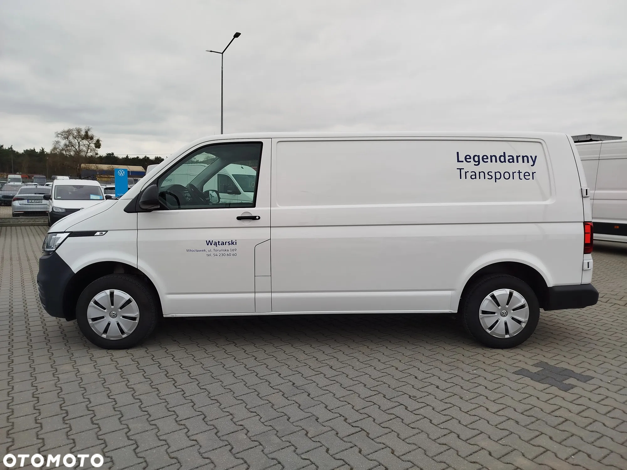 Volkswagen TRANSPORTER T6.1 FURGON / Silnik: 2,0 TDI / 110 kW (150 KM) / skrzynia biegów: 6-biegowa manualna / Rozstaw osi: 3400 mm - 3