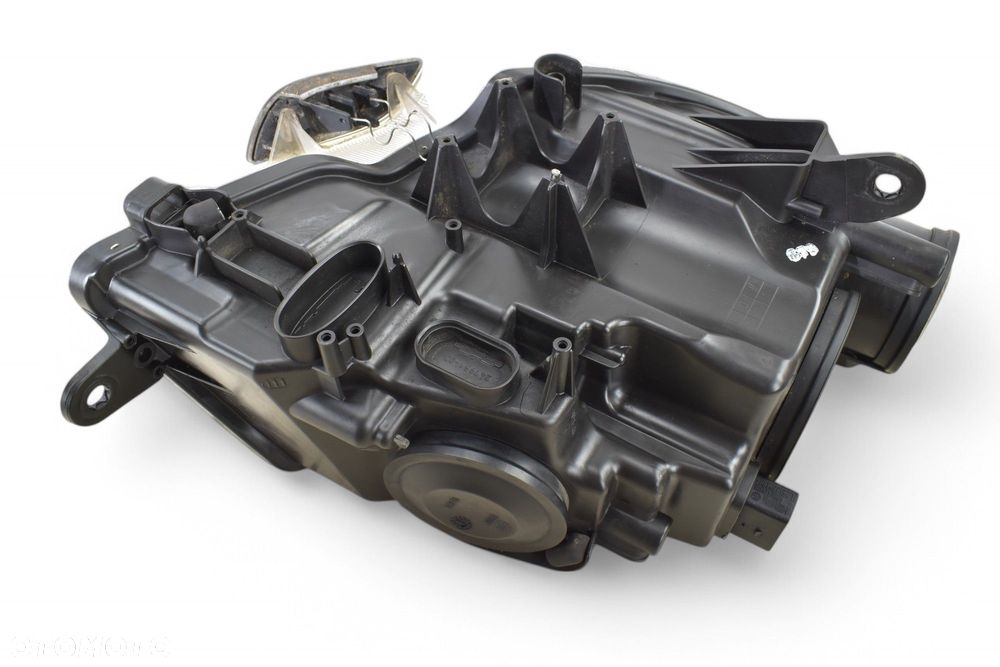 Lampa Lewy Przód Halogen SKODA SUPERB II 2009R EU - 10