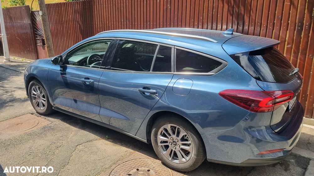 Ford Focus 1.0 EcoBoost Active Business - 10