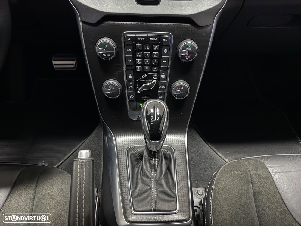 Volvo V40 1.5 T3 Sport Edition Plus Geartronic - 8