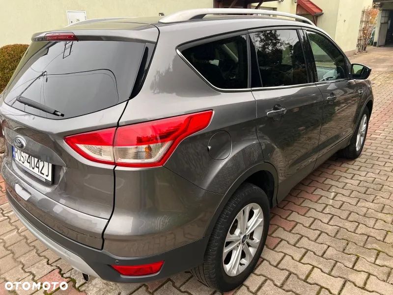 Ford Kuga 2.0 TDCi FWD Titanium - 6