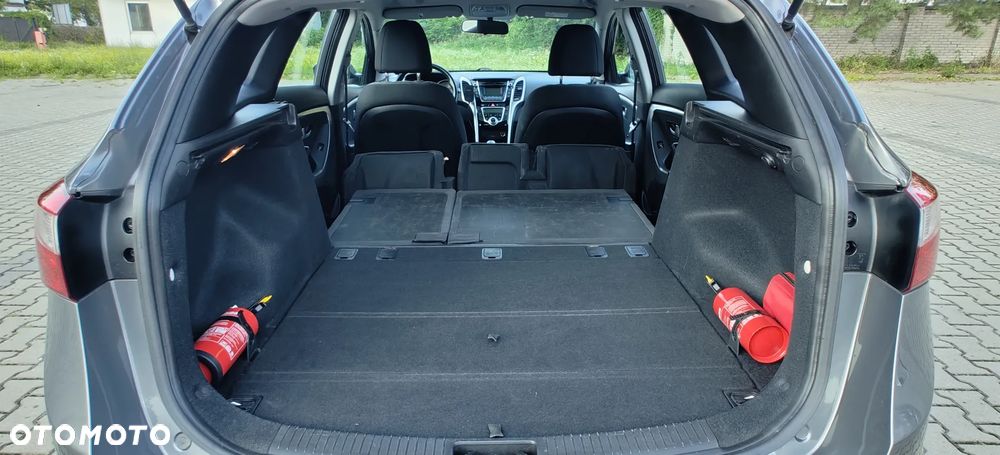 Hyundai i30 1.6 Comfort - 14