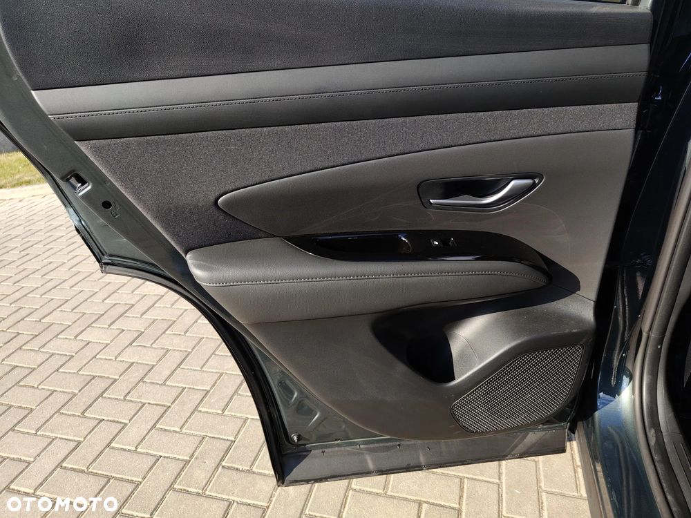 Hyundai Tucson 1.6 T-GDi Executive 2WD - 23