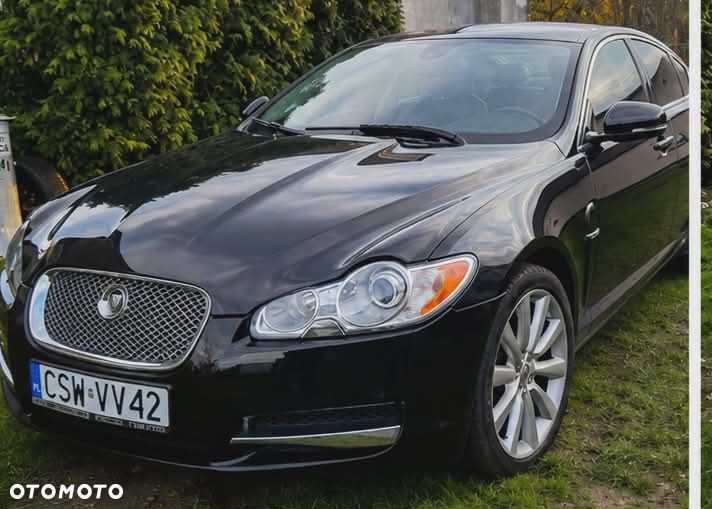 Jaguar XF 3.0 V6 D Luxury - 2