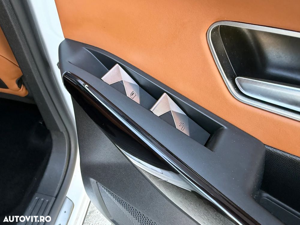 DS Automobiles DS 7 Crossback - 24