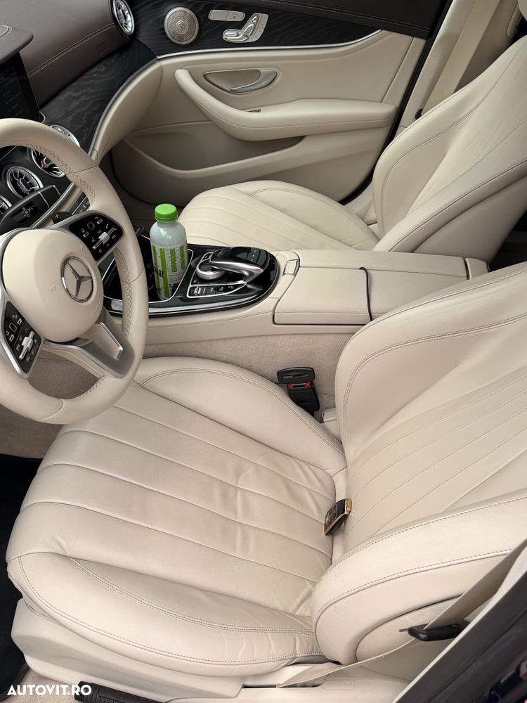 Mercedes-Benz E - 16