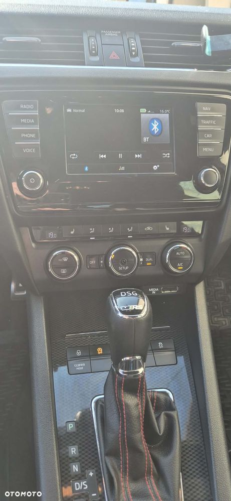 Skoda Octavia 2.0 TDI RS DSG - 18