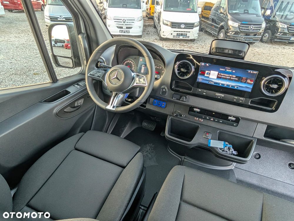 Mercedes-Benz Spritner 319 - 30