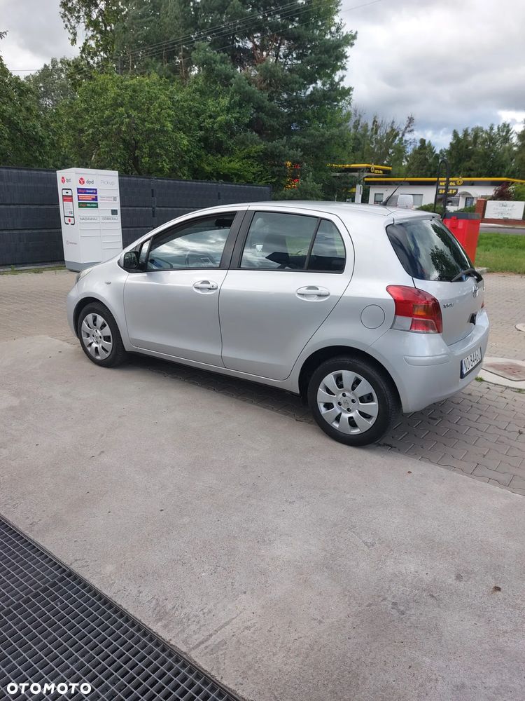 Toyota Yaris 1.33 Sol - 2