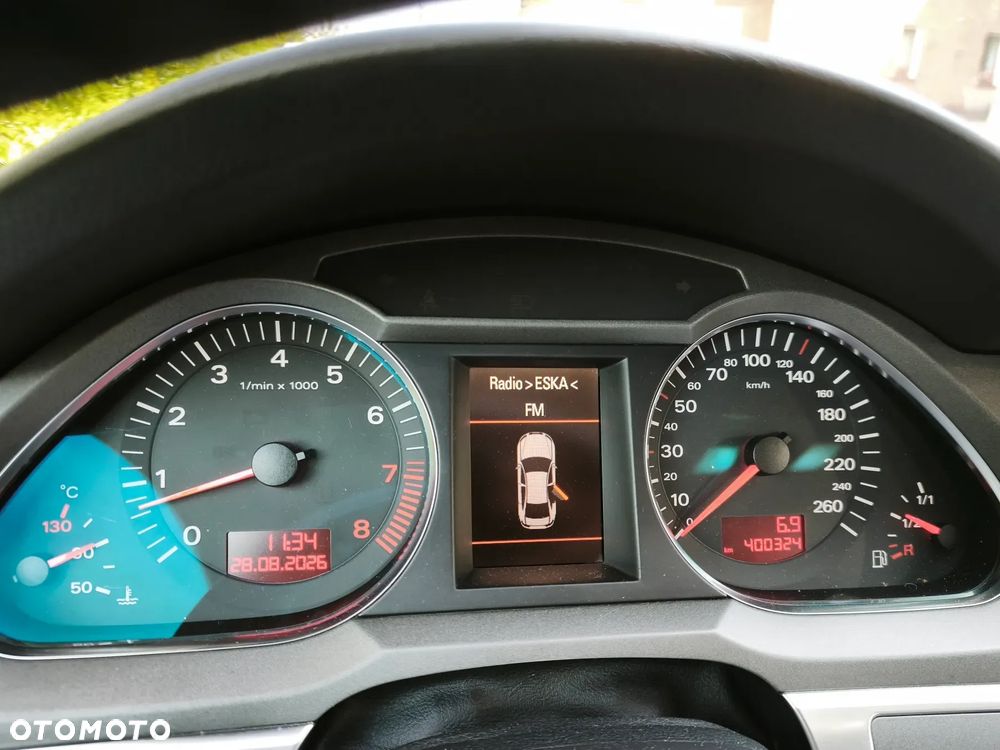 Audi A6 Avant 2.4 Quattro - 19