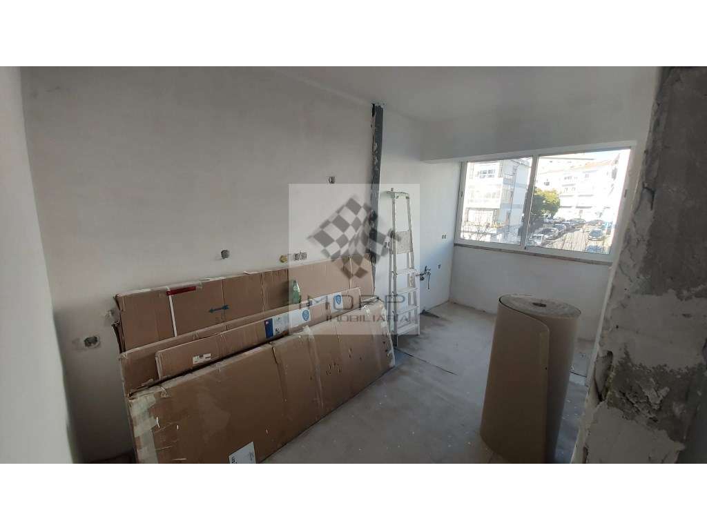 T3 em zona Central de Odivelas - Grande imagem: 3/29