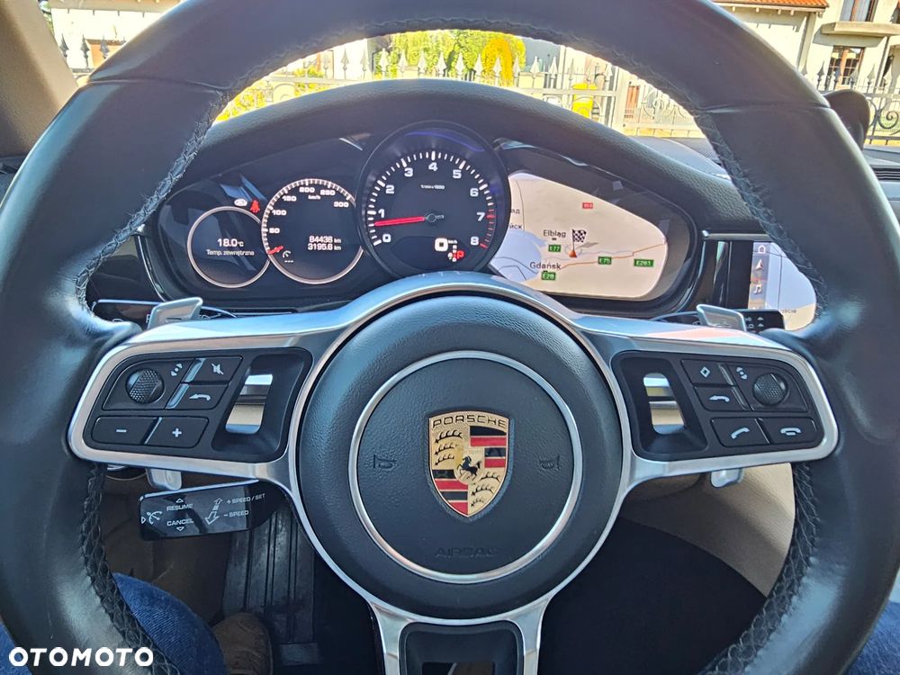Porsche Panamera - 20