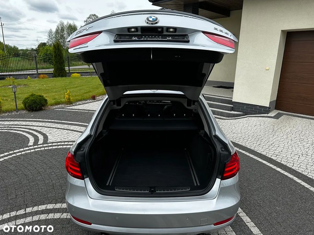 BMW 3GT 335i xDrive Sport Line - 37