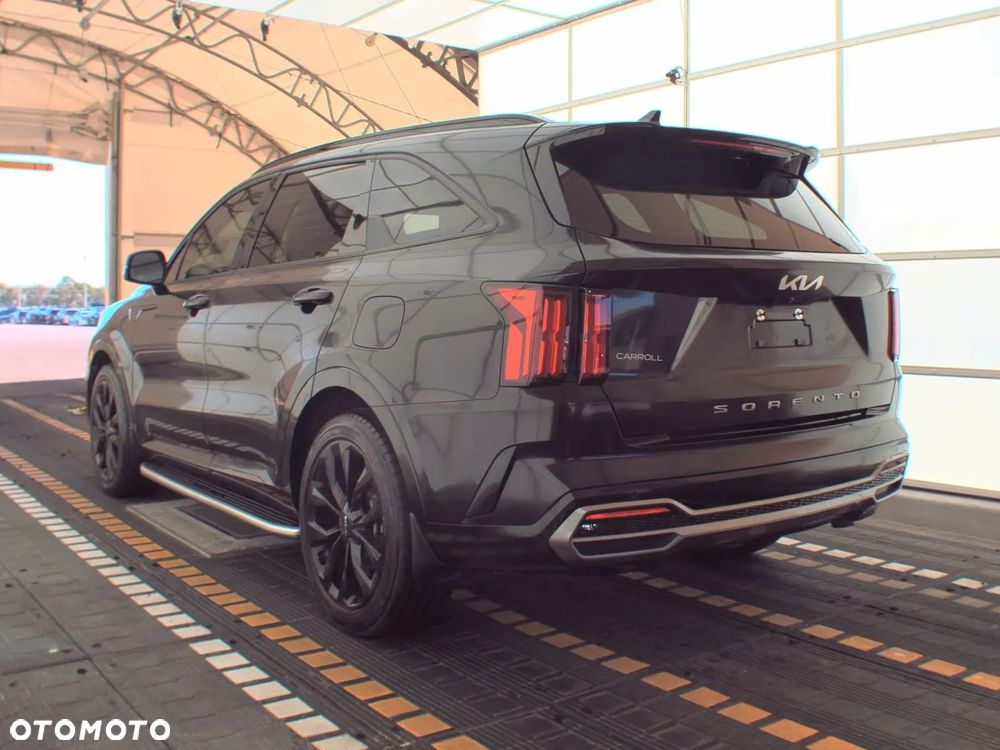 Kia Sorento - 5
