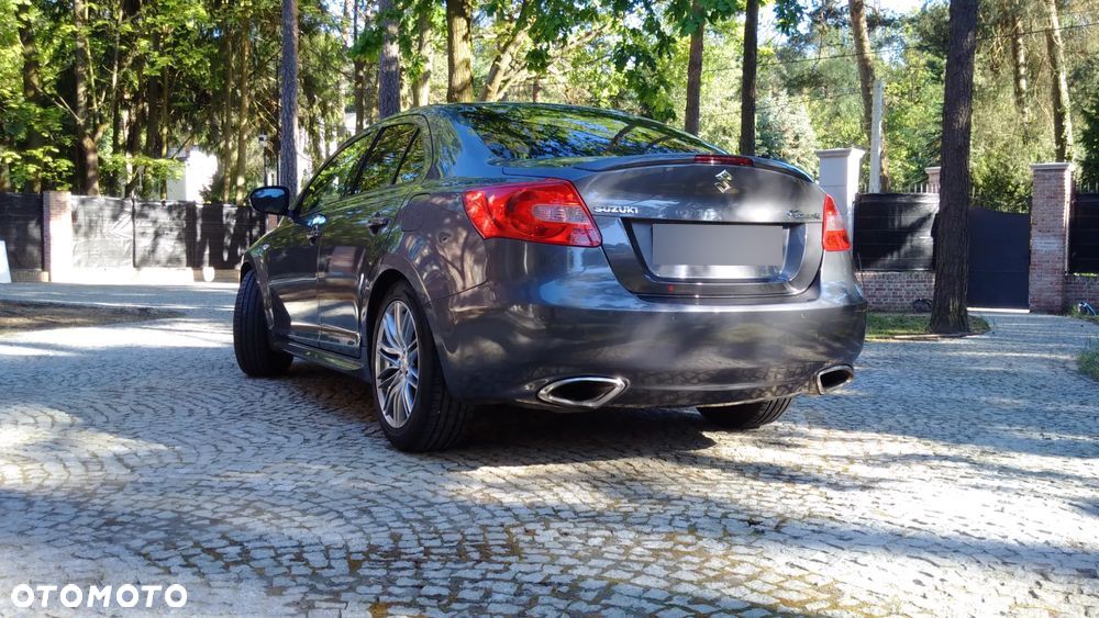 Suzuki Kizashi 2.4 Sport - 7