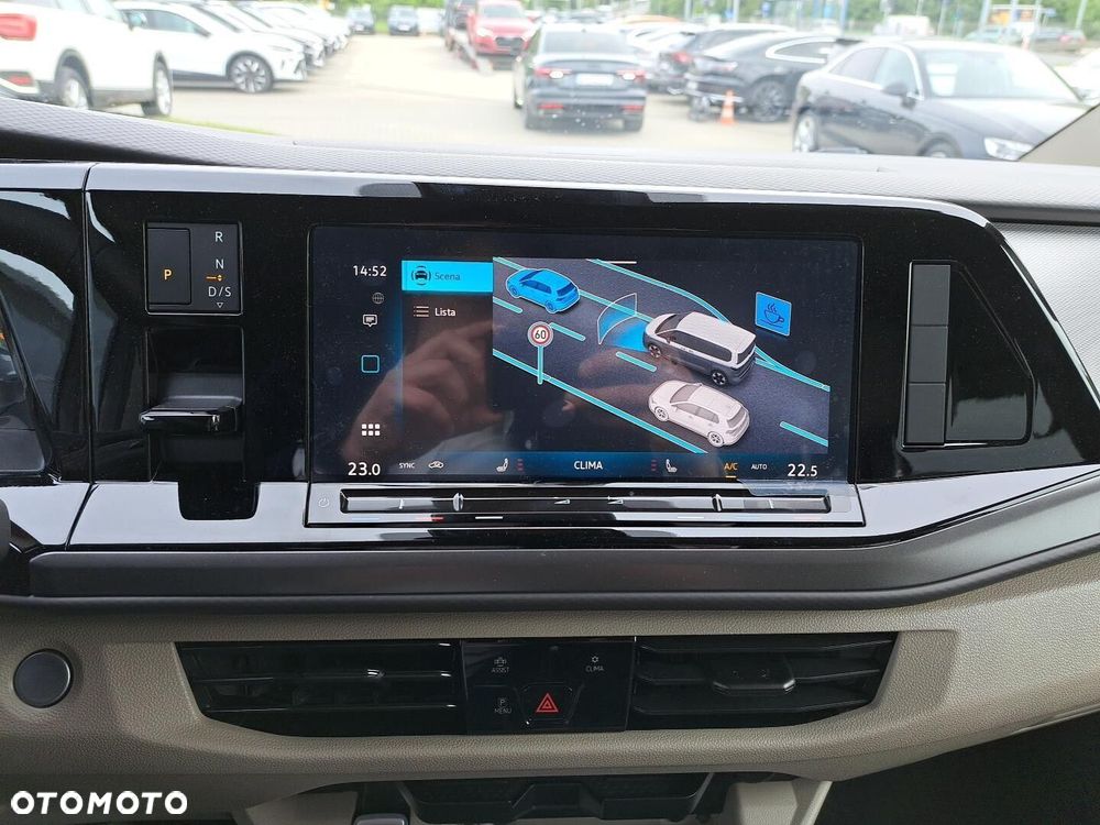 Volkswagen Multivan - 31