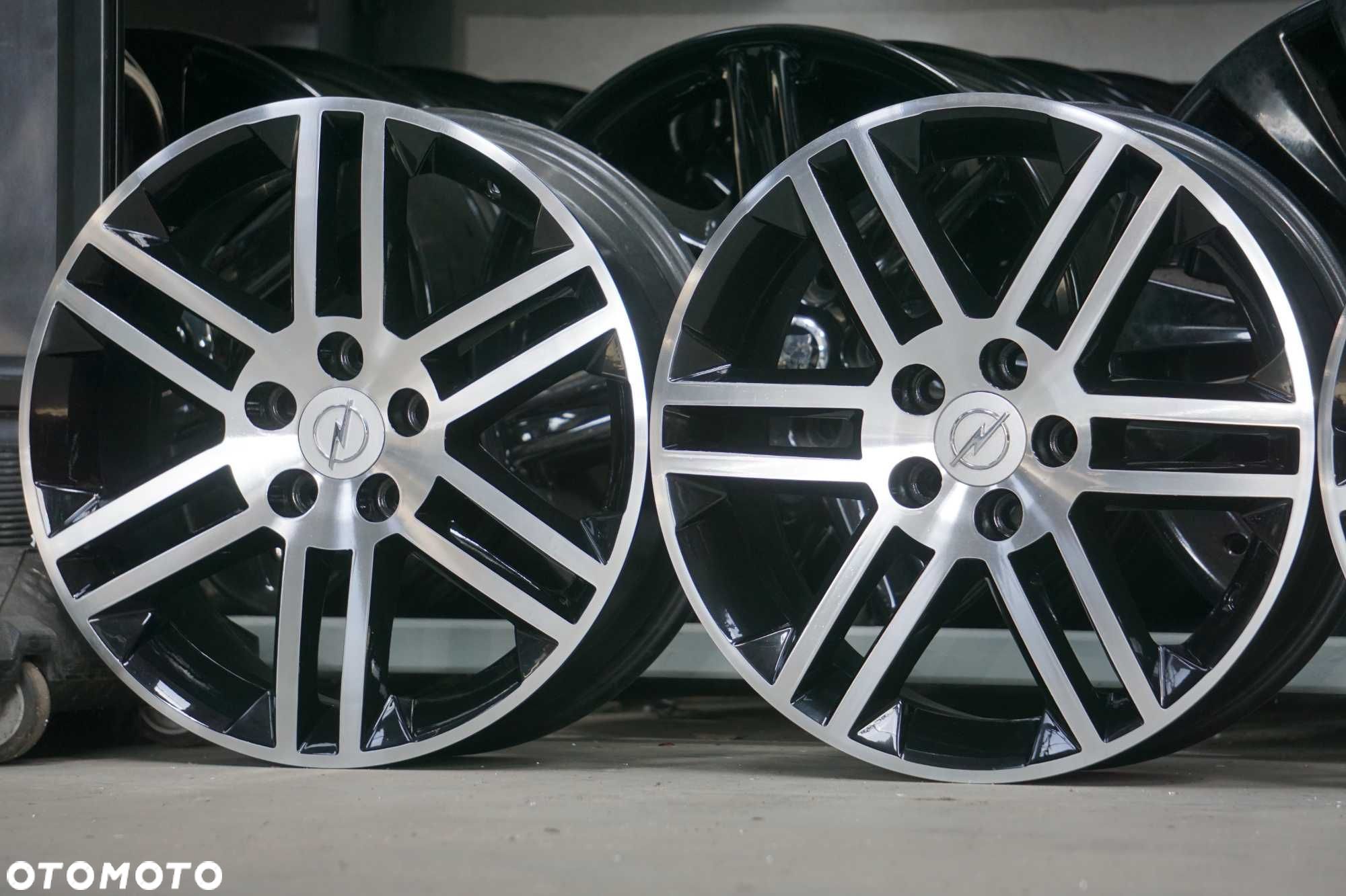 Alufelgi GM oryginal 5x110 7Jx17 et41 cb65,1mm czarny polysk i cnc - 1