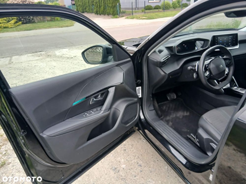 Peugeot 2008 1.5 BlueHDi Allure Pack S&S EAT8 - 5