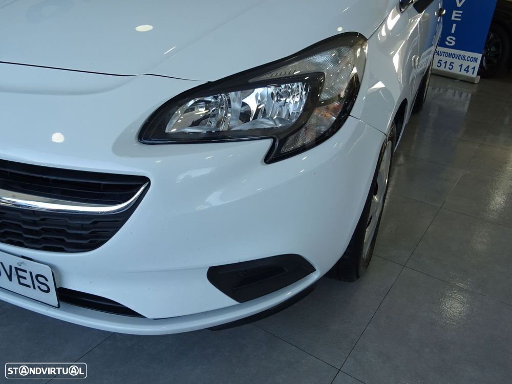 Opel Corsa Outro - 5