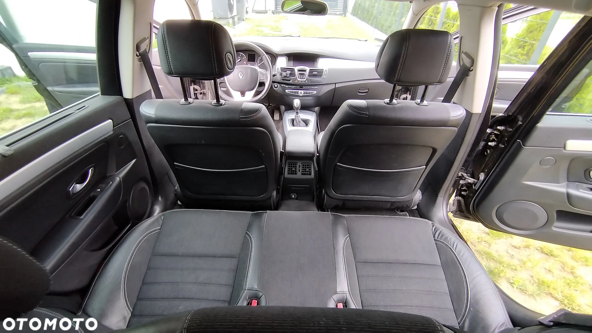 Renault Laguna - 16