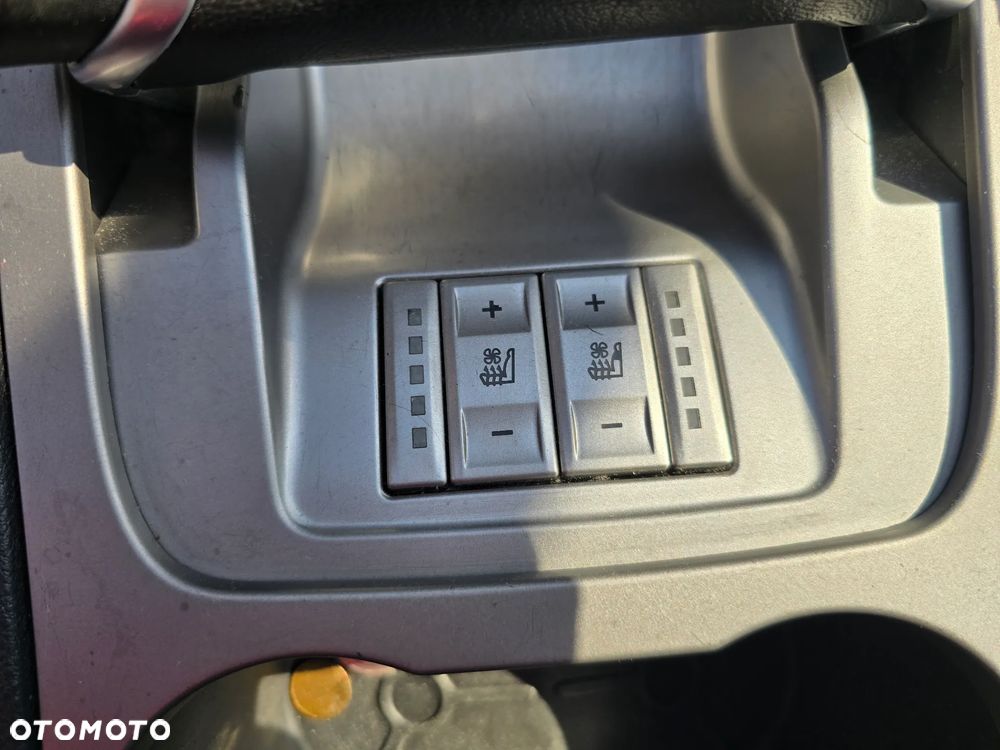 Ford S-Max 2.5 Titanium - 12