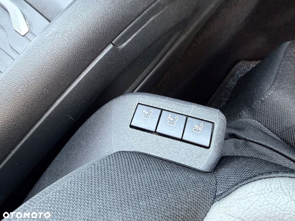 Citroën C4 Grand Picasso BlueHDi 150 EAT6 Exclusive - 25
