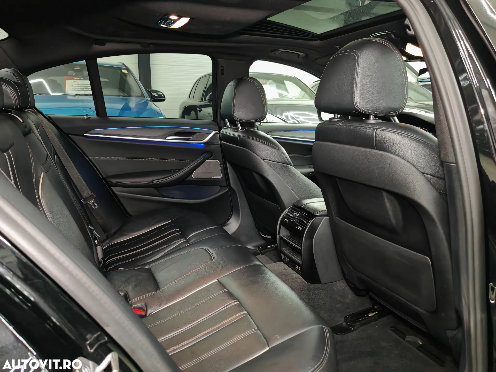 BMW Seria 5 530i Aut. M Sport Edition - 11