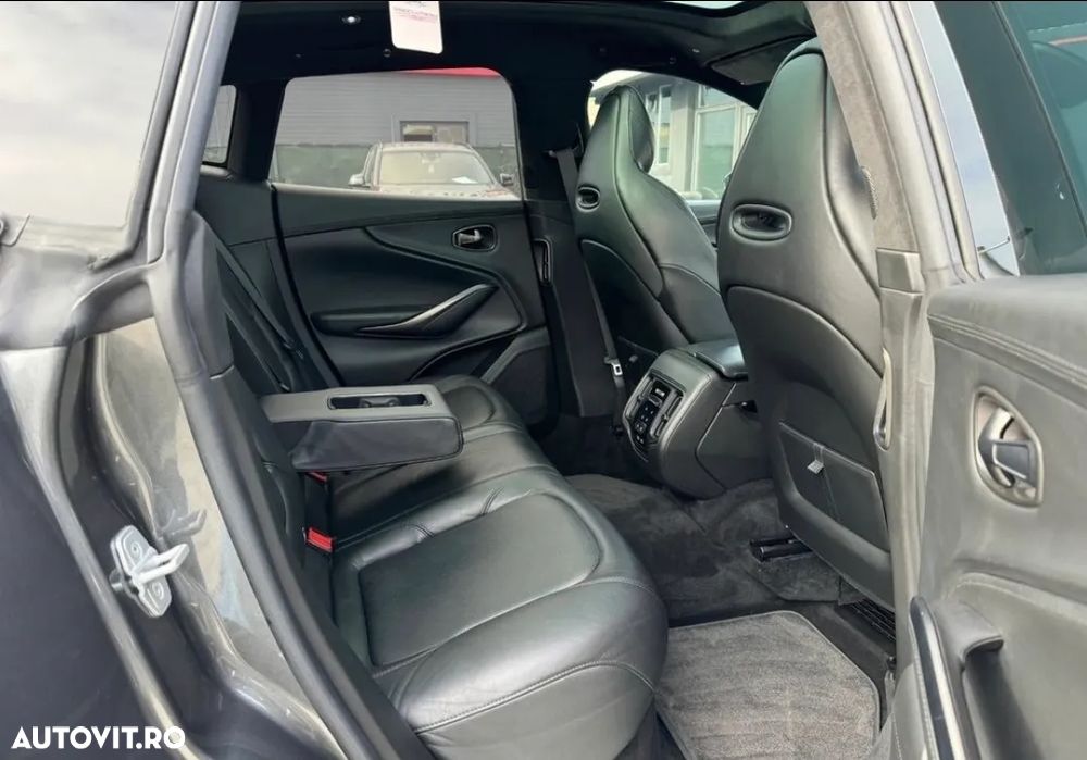 Aston Martin DBX Standard - 14