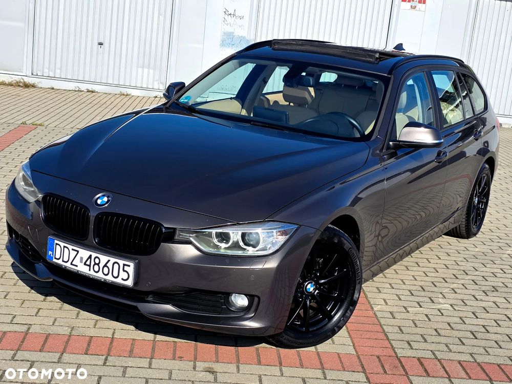 BMW Seria 3 318d DPF Touring Edition Exclusive - 22