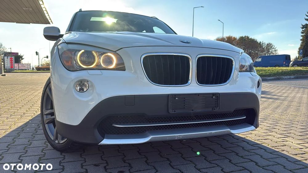 BMW X1 xDrive18d Sport Line - 2