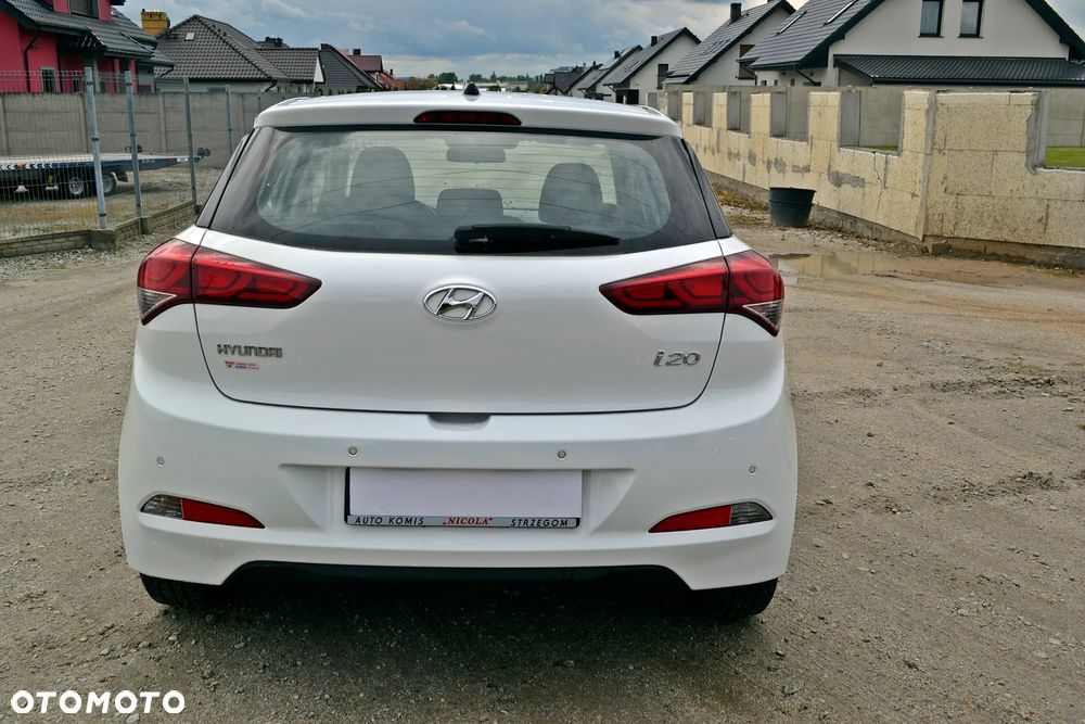 Hyundai i20 - 10