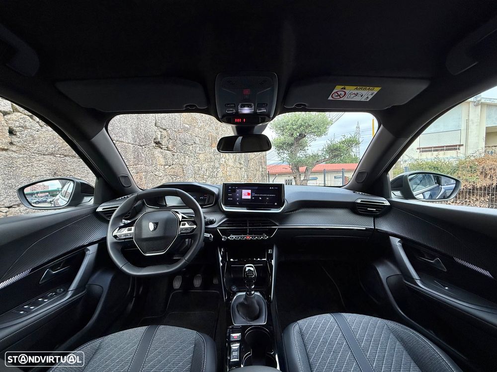 Peugeot 2008 1.2 PureTech Allure - 47