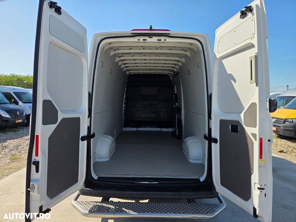 Volkswagen New Crafter L4H3 - 10