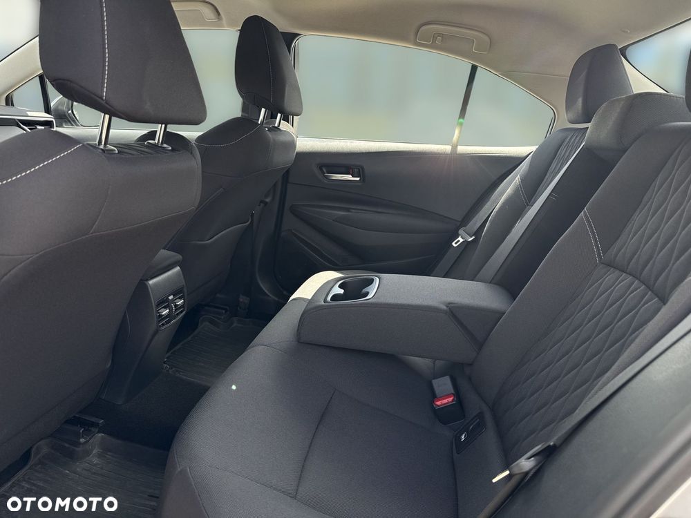 Toyota Corolla - 11