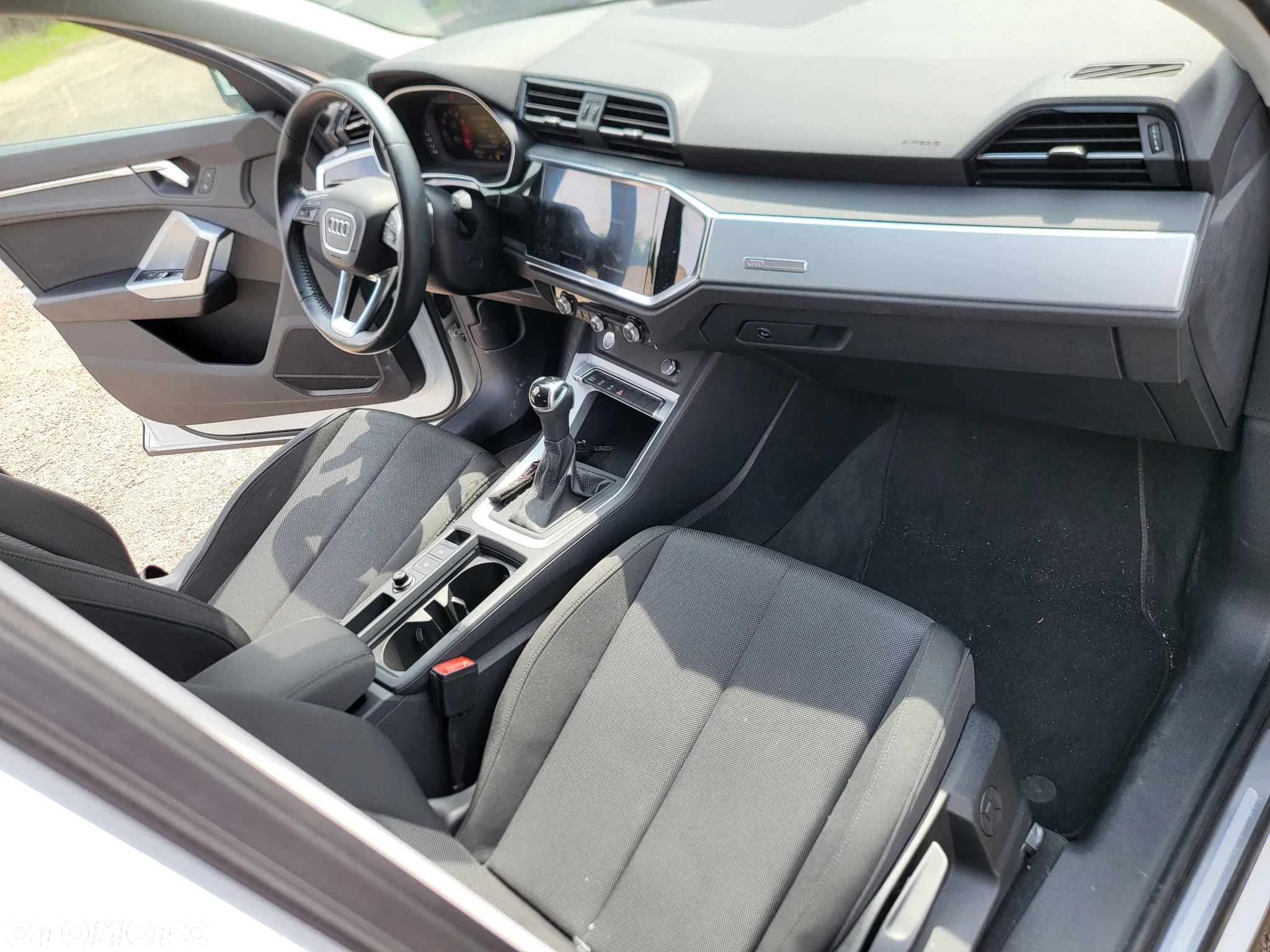 Audi Q3 35 TFSI Advanced S tronic - 2