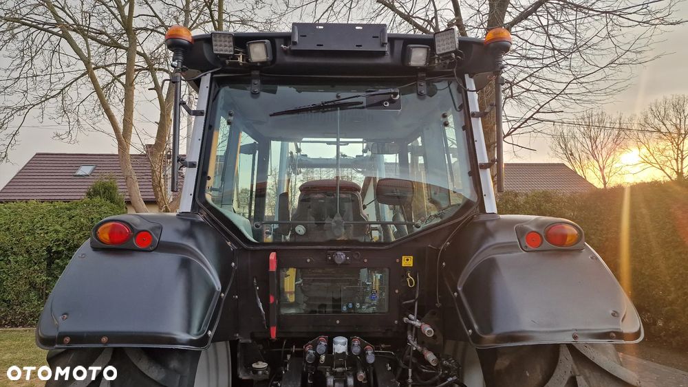 Valtra N121 HiTech, 130 koni, SISU 4cyl TURBO INTECOOLER, 141, 111, 101 - 4