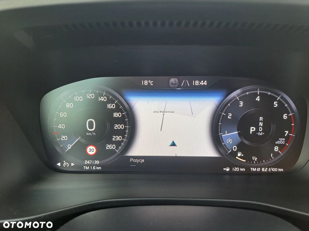 Volvo XC 40 T2 Essential - 21