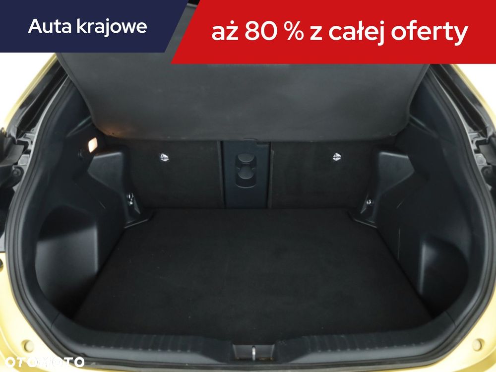 Toyota Yaris Cross - 20