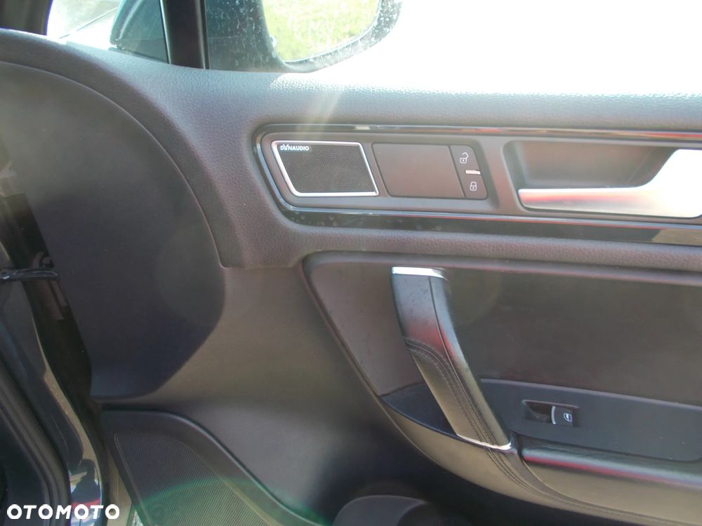 Volkswagen Touareg 3.0 V6 TDI Blue Motion DPF Automatik - 19