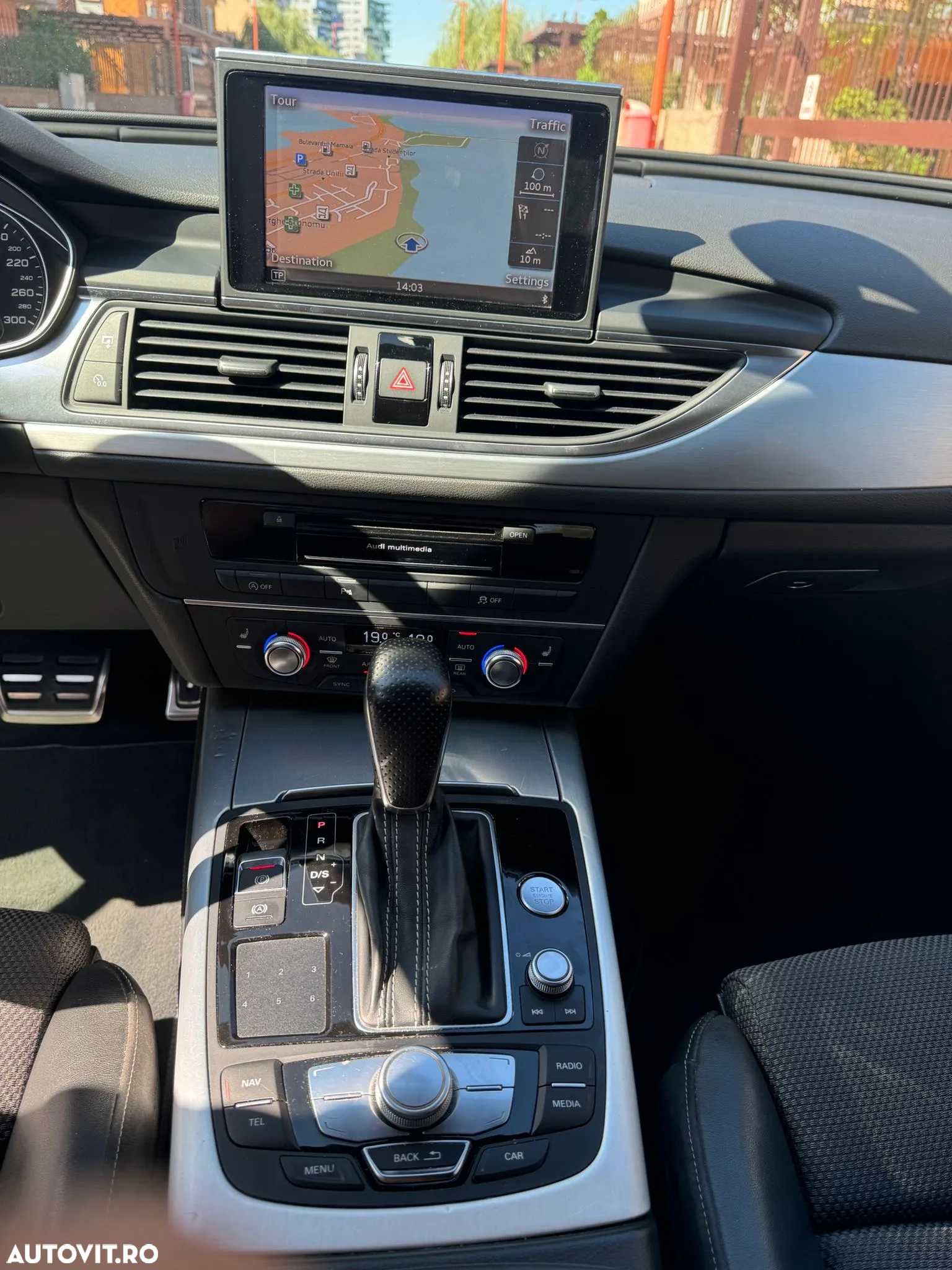 Audi A6 2.0 TDI Ultra S tronic - 11