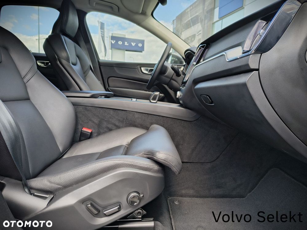 Volvo XC 60 - 25