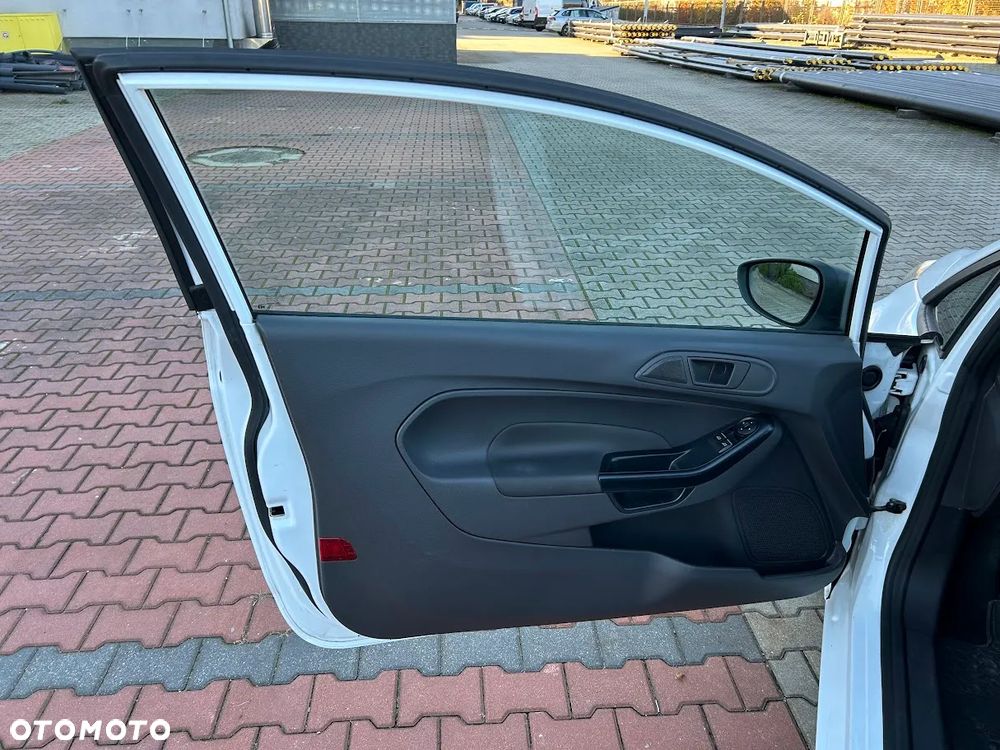 Ford FIESTA - 3