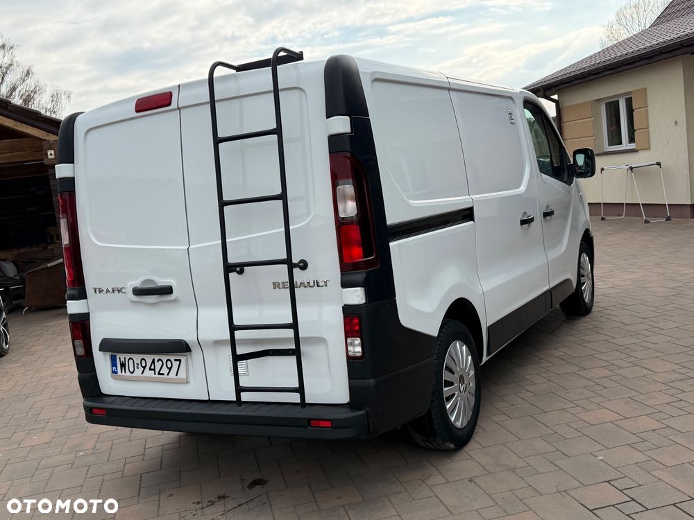 Renault Trafic - 15