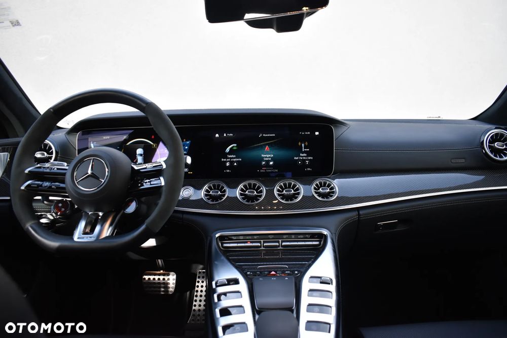 Mercedes-Benz AMG GT - 18