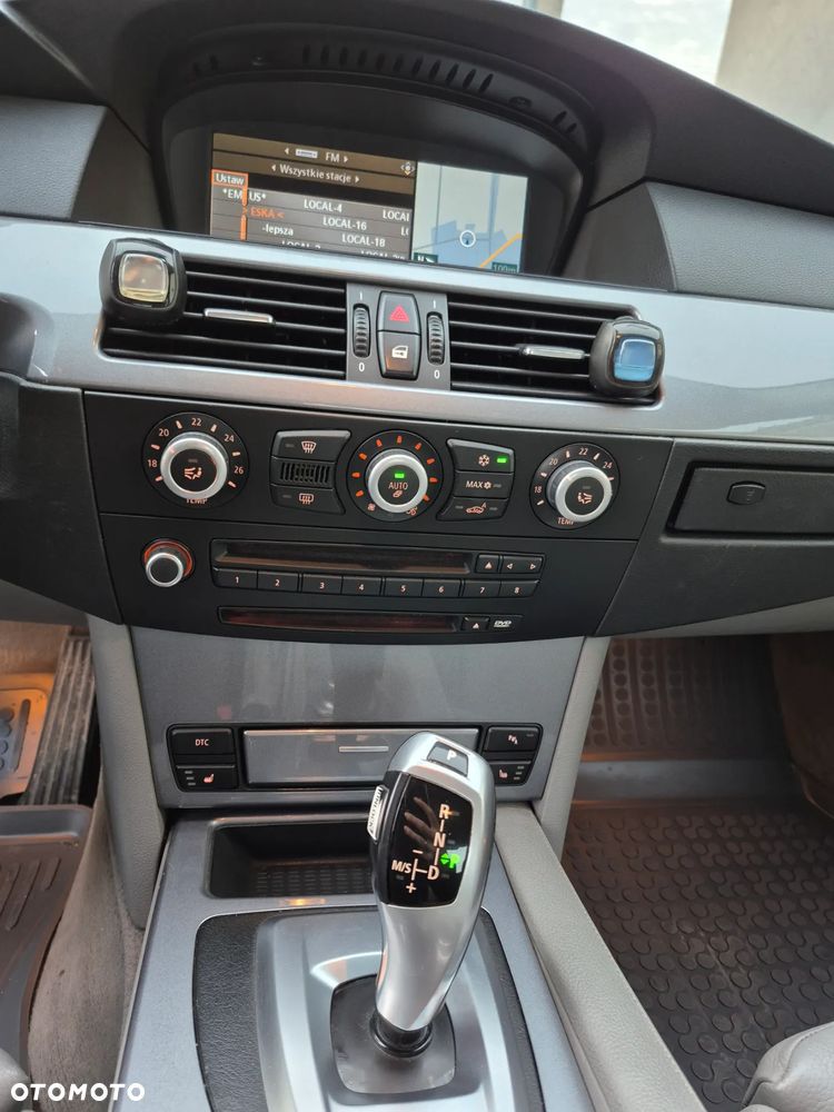 BMW Seria 5 530d Edition Exclusive - 10