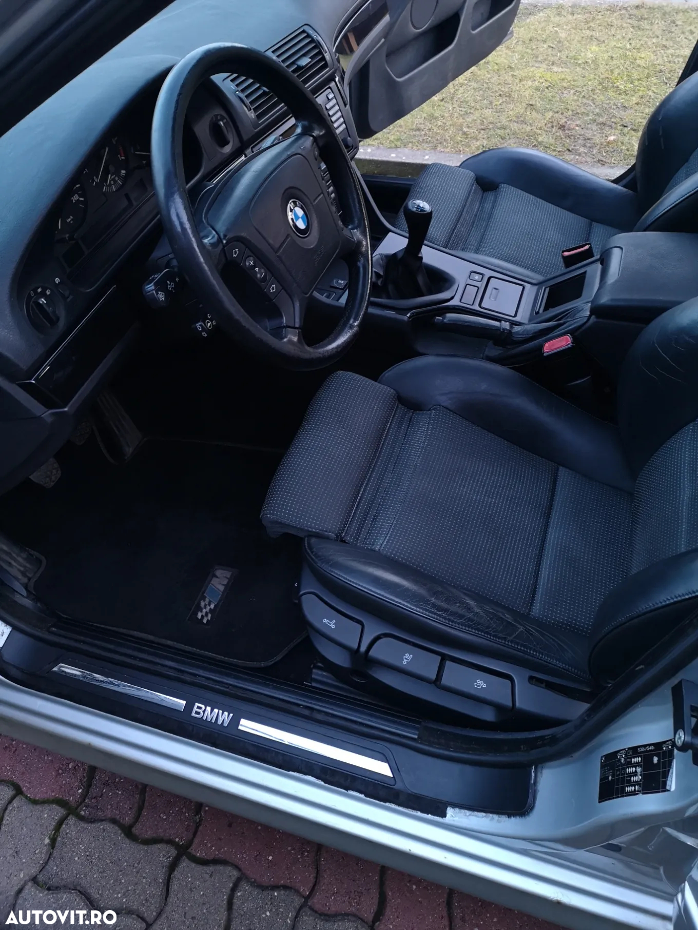 BMW Seria 5 530i Touring - 6
